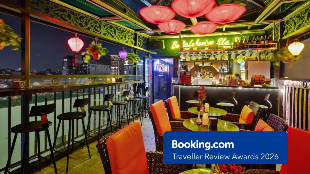 Bella Premier Hotel & Rooftop Skybar – Hanoi